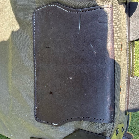 Filson two wheel carry on - Picture 8 of 9